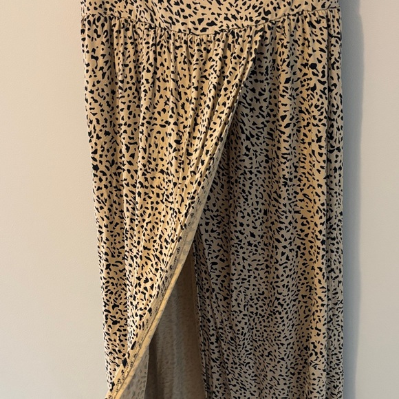 Volcom Leopard Print Maxi Skirt - Picture 2 of 6